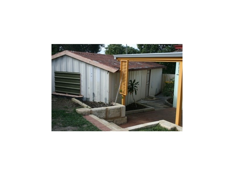 42  Garling Street, Willagee WA 6156