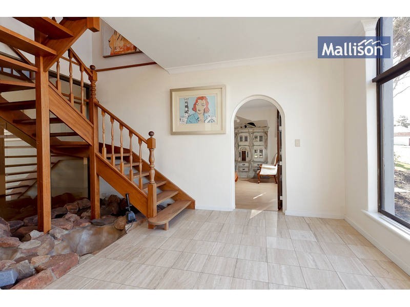 8 Studley Road, Attadale WA 6156