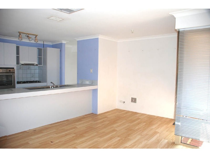 8 Durras Place, South Lake WA 6164