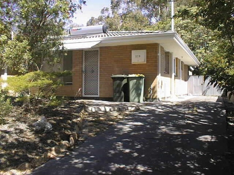 37B Holmes Street, Shelley WA 6148