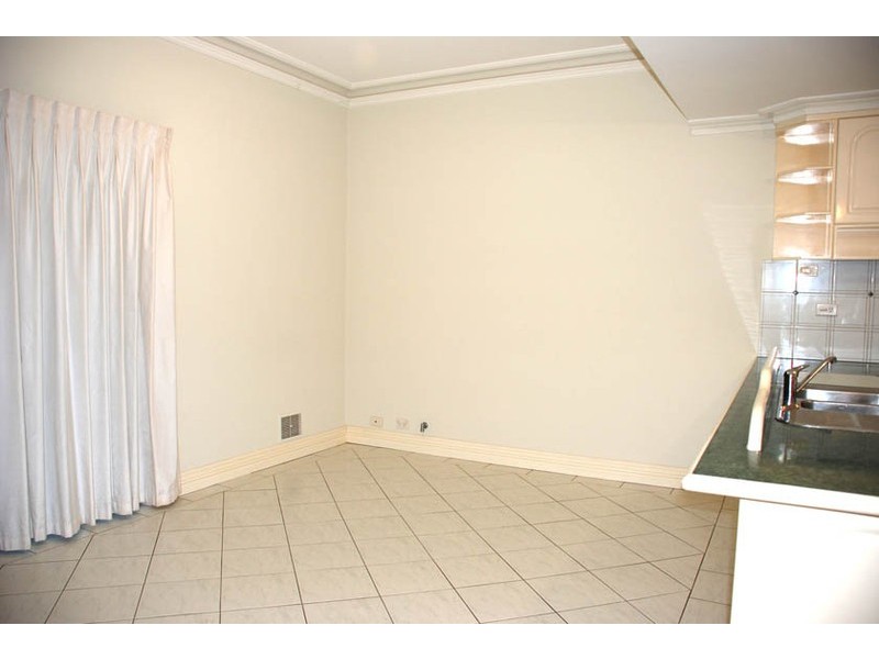 2/492 William Street, Highgate WA 6003