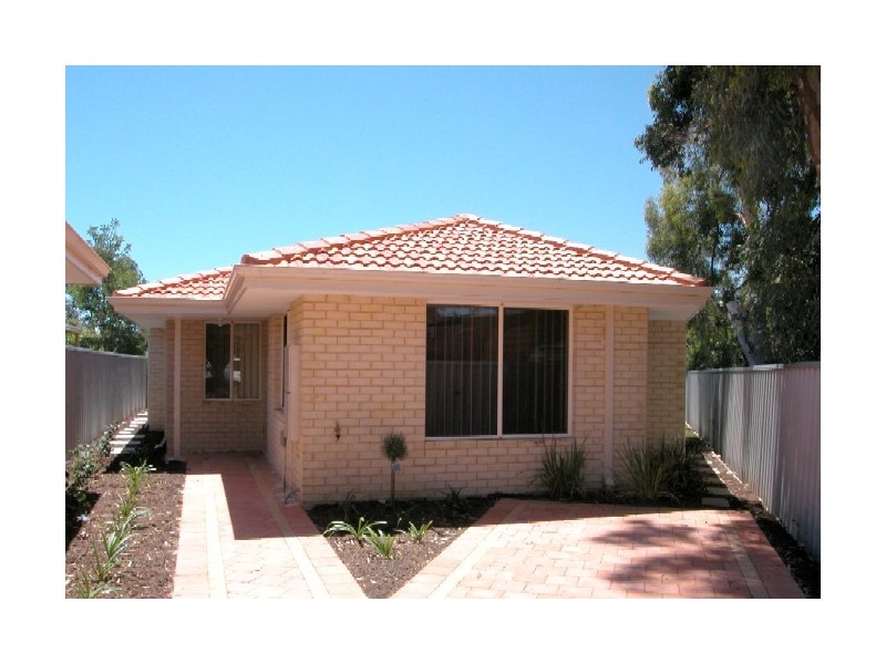 12A Griffith Way, Thornlie WA 6108