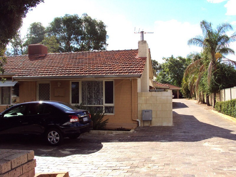 1/54  Corbel Street, Shelley WA 6148
