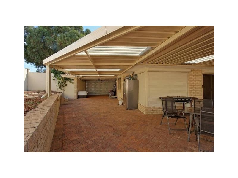 34 Williambury Drive, Yangebup WA 6164