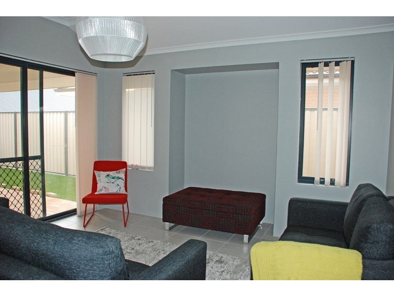 19 Ponderosa Road, Aubin Grove WA 6164