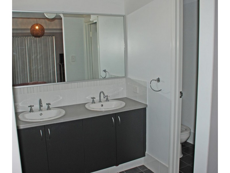 19 Ponderosa Road, Aubin Grove WA 6164