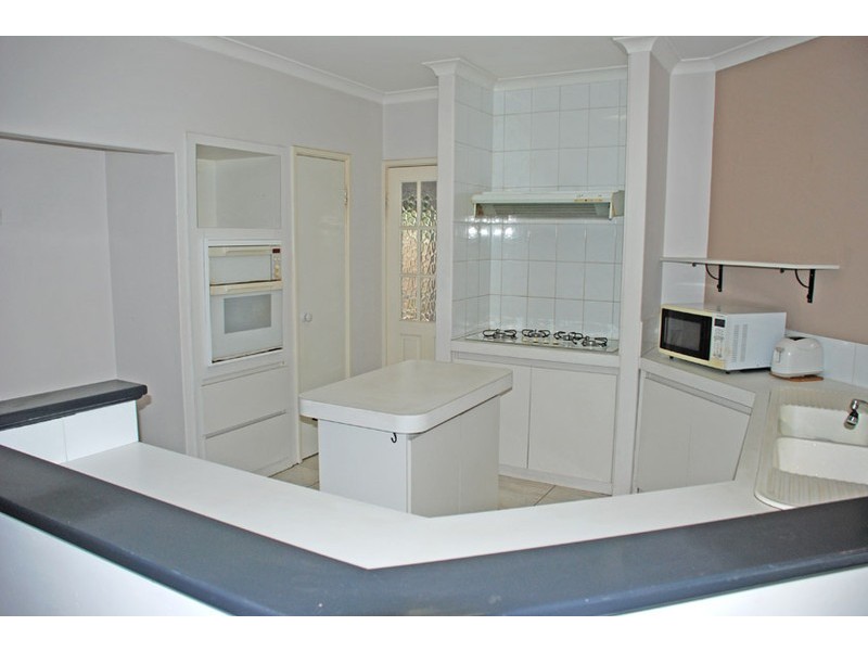 21 Stanley Grove, Winthrop WA 6150