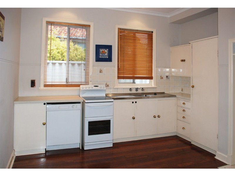 69 Reynolds Road, Mount Pleasant WA 6153