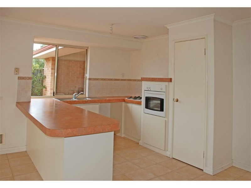 36a Pennlake Drive, Spearwood WA 6163