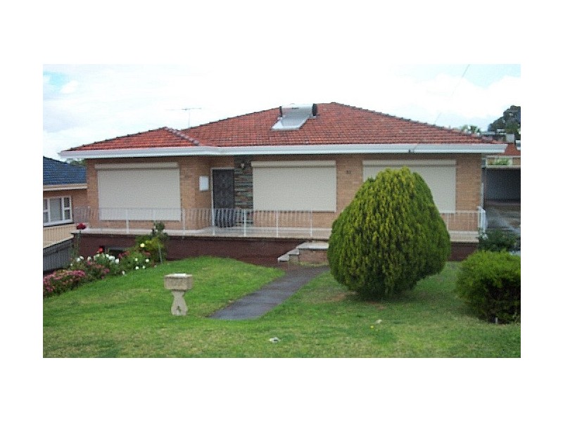 37 Simper Crescent, White Gum Valley WA 6162