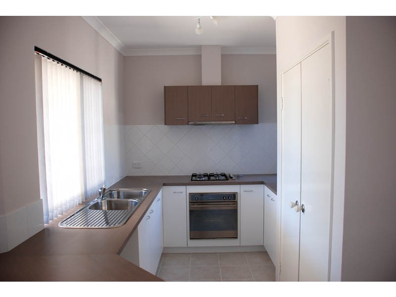 6 Brandon Way, Lynwood WA 6147