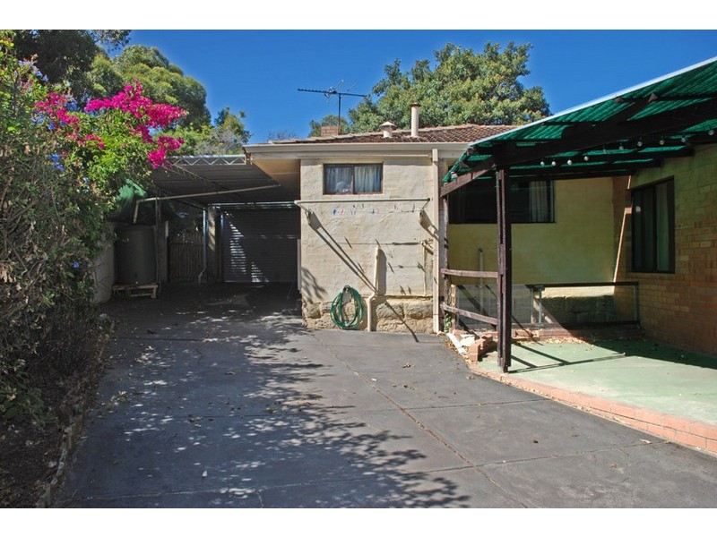 1 Skeahan Street, Spearwood WA 6163