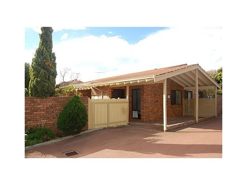 2/102 Ardross Street, Applecross WA 6153