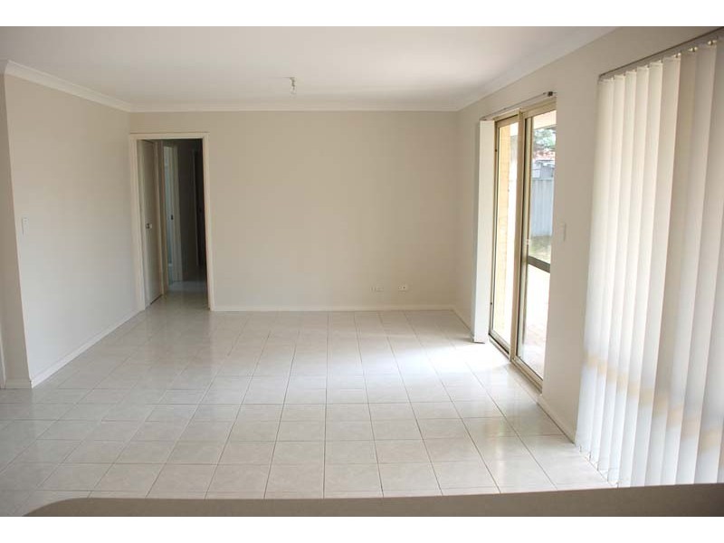 2/17 Herndon Court, Cannington WA 6107