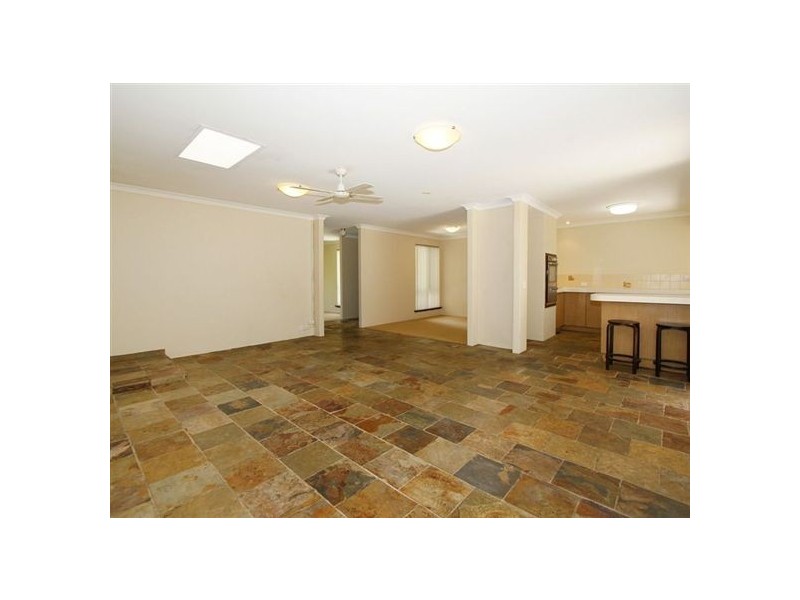 52 Osprey Drive, Yangebup WA 6164