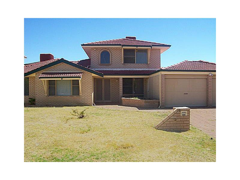 4 Colebatch Hill, Kardinya WA 6163