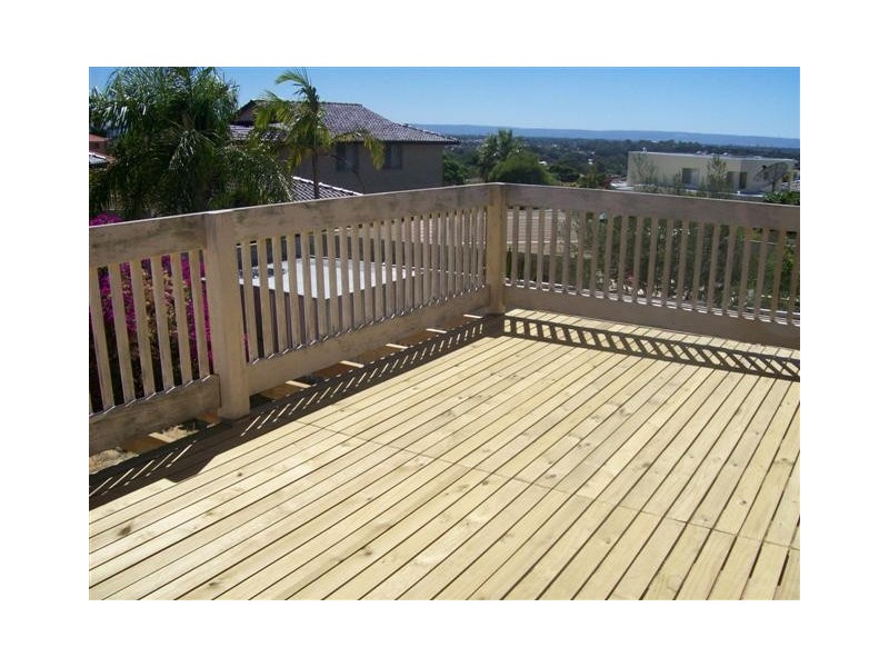 4 Colebatch Hill, Kardinya WA 6163