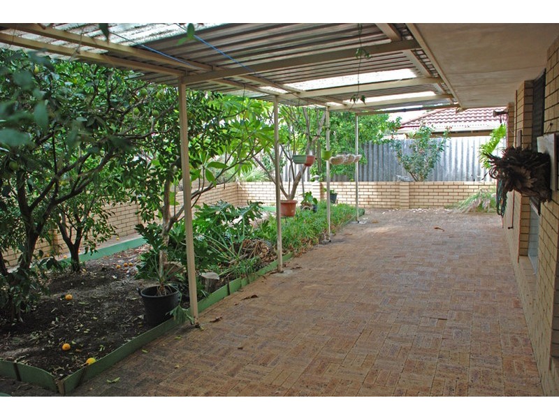 49/7 Manley Street, Cannington WA 6107