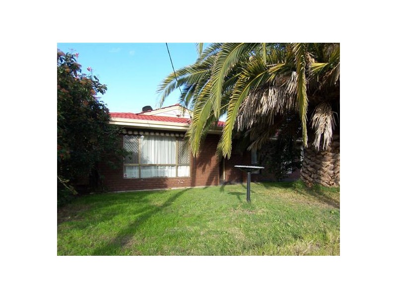 27 Duff Road, Riverton WA 6148