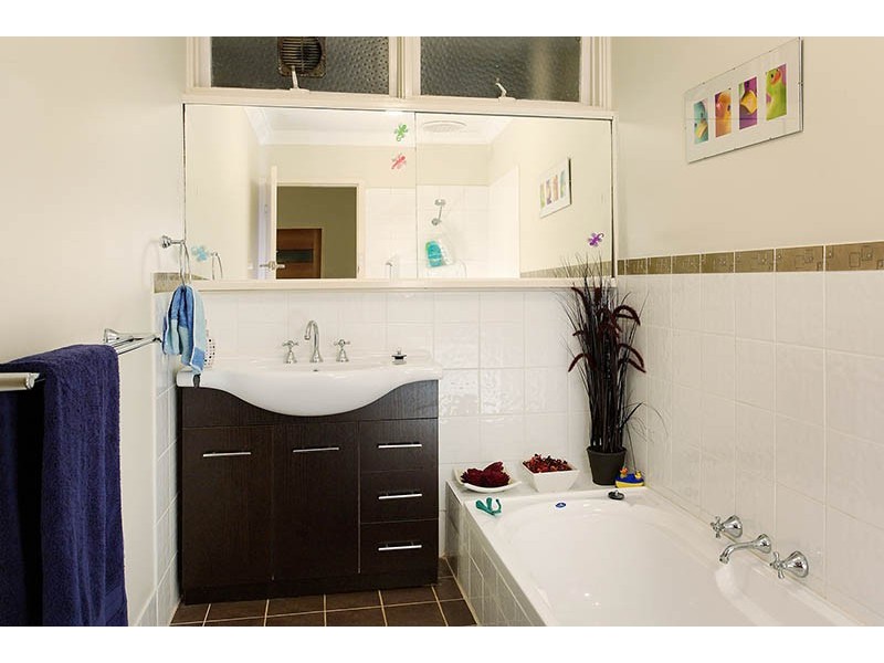 56 Williams Road, Melville WA 6156