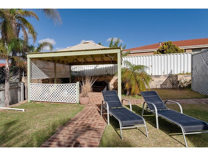 3 The Lodge, Mullaloo WA 6027