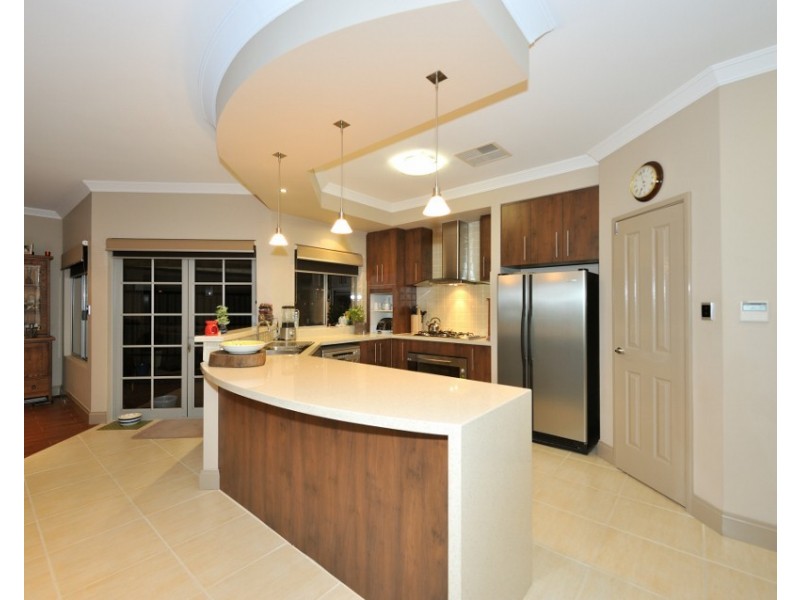 87 Aurora Drive, Atwell WA 6164