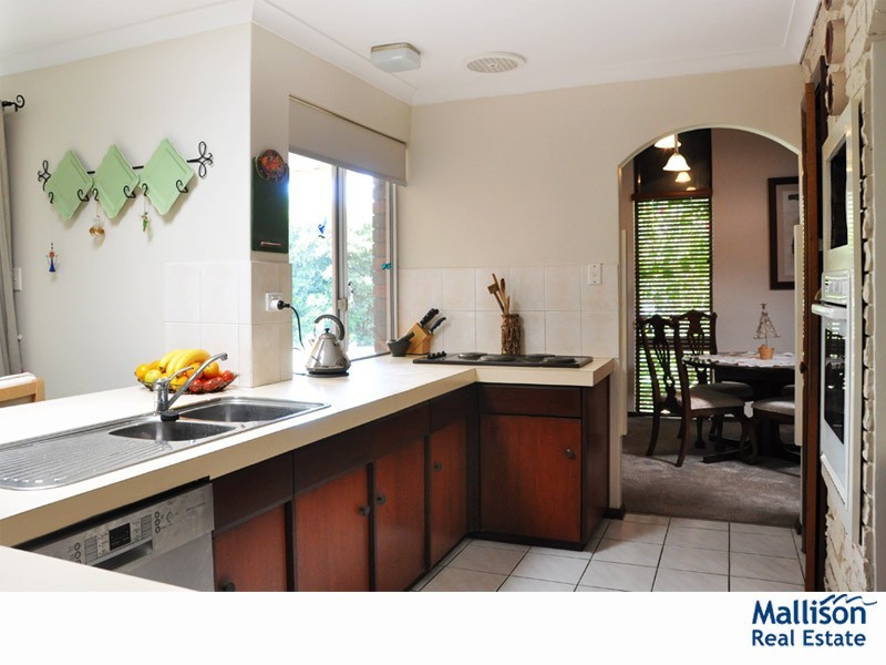 8 Quail Rise, Willetton WA 6155