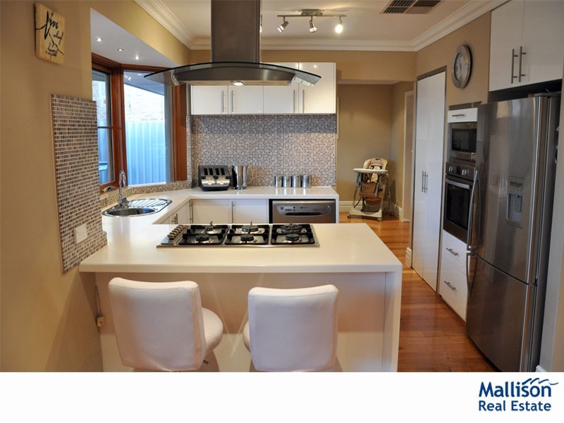 24 Cardinal Crescent, Leeming WA 6149