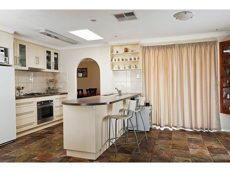 3 Bell Street, Thornlie WA 6108