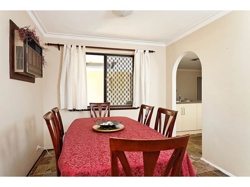 3 Bell Street, Thornlie WA 6108