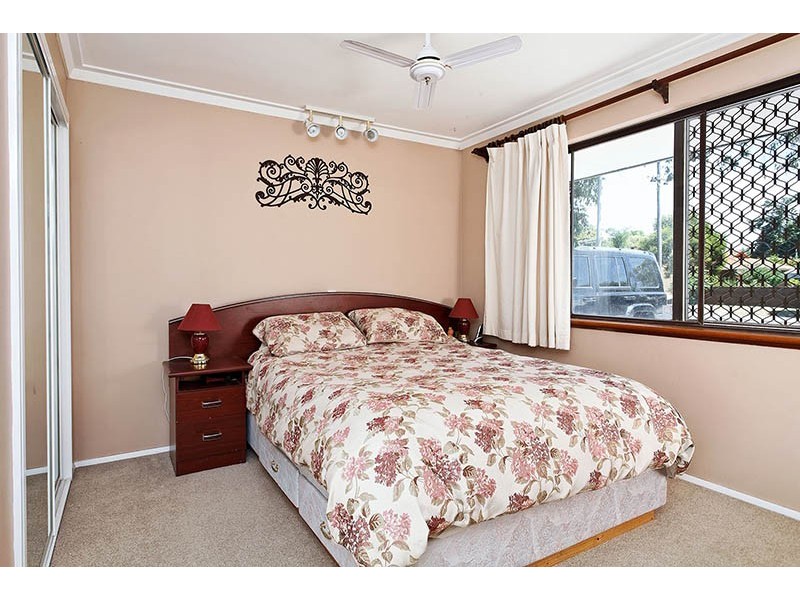 3 Bell Street, Thornlie WA 6108