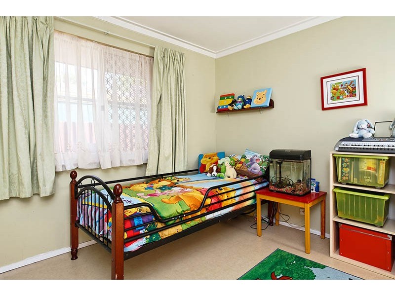 3 Bell Street, Thornlie WA 6108