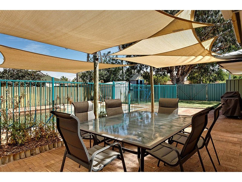 3 Bell Street, Thornlie WA 6108