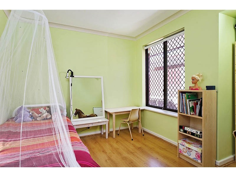 43 Shipbourne Way, Huntingdale WA 6110