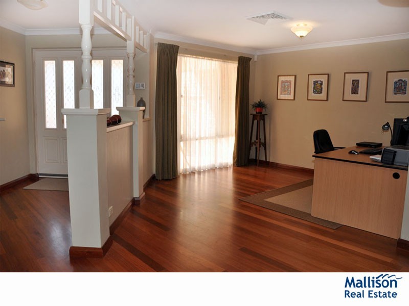 52 Pitt Street, St James WA 6102