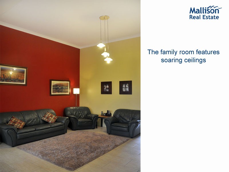 52 Pitt Street, St James WA 6102