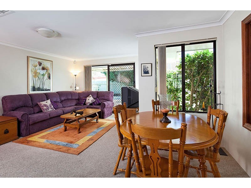 3 HOWLETT PLACE, Leeming WA 6149