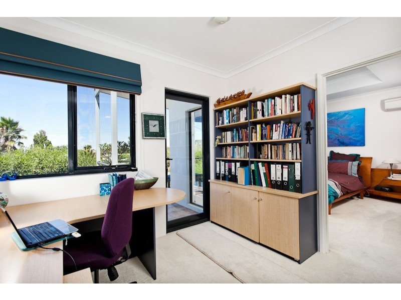 56a Coleman Crescent, Melville WA 6156