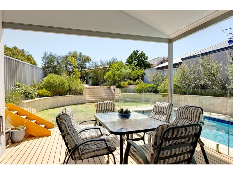 56a Coleman Crescent, Melville WA 6156