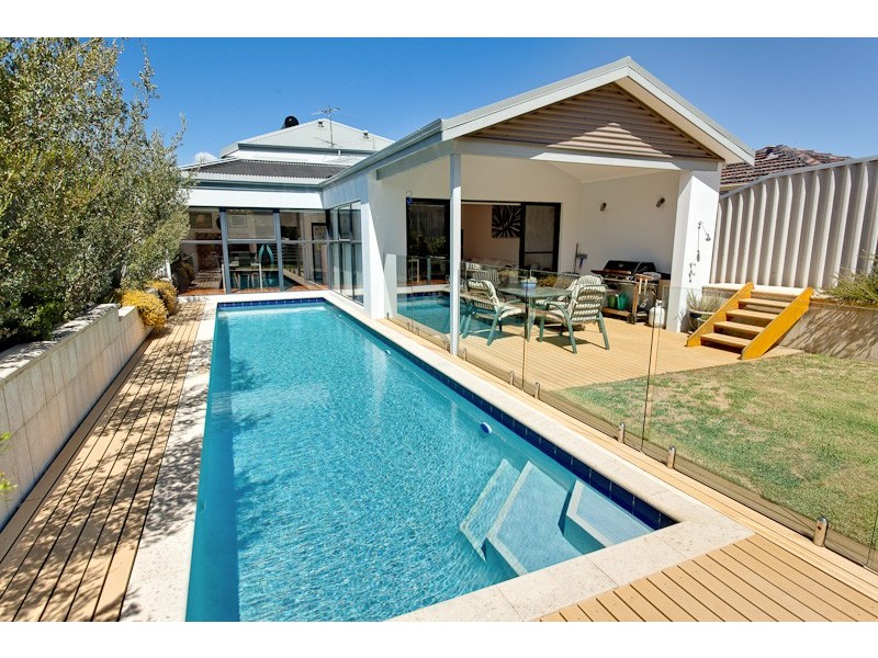 56a Coleman Crescent, Melville WA 6156