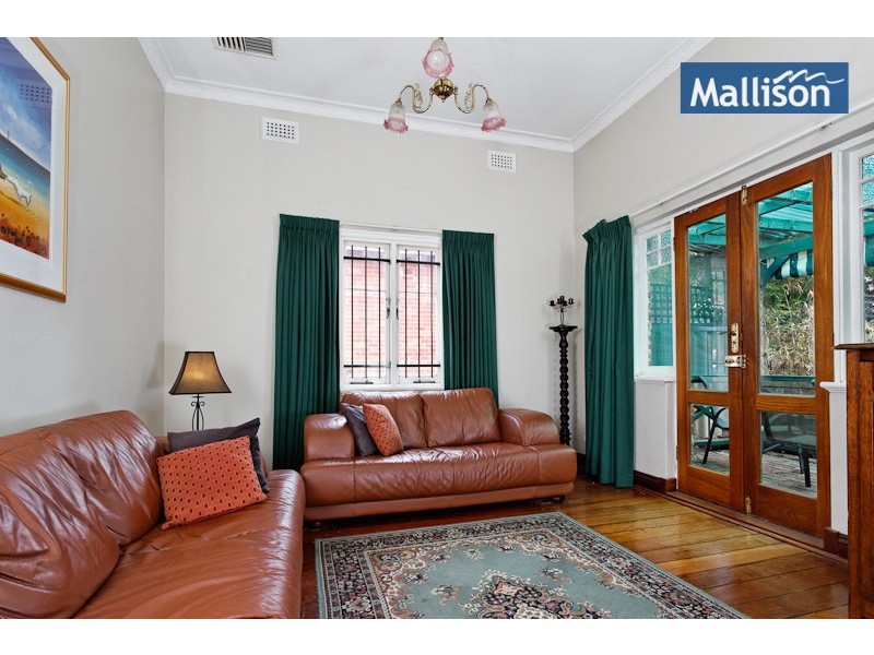 89  Mackie  Street, Victoria Park WA 6100