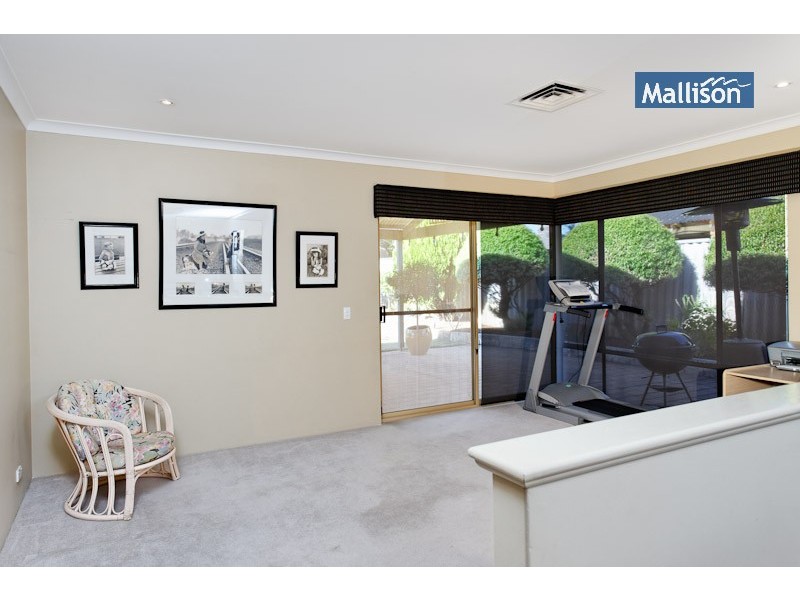 28 HIckory Drive, Thornlie WA 6108