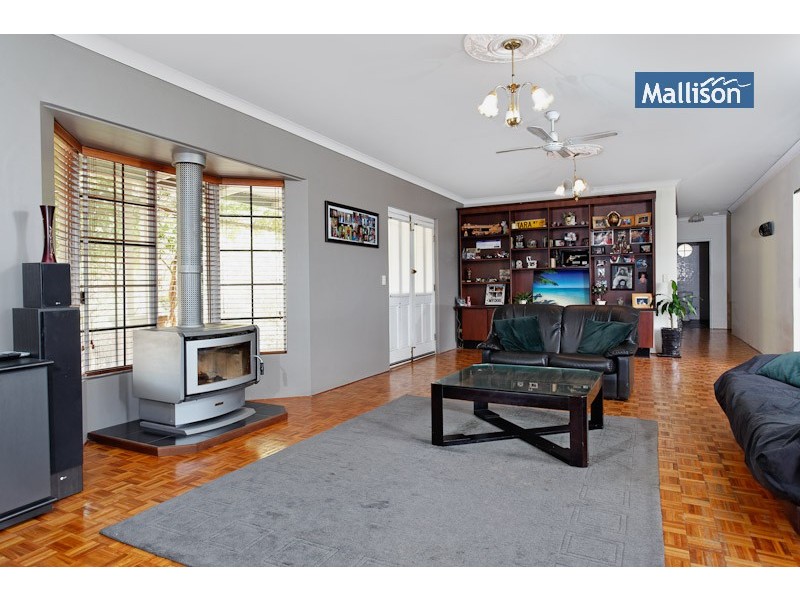 12 Fairway View, Casuarina WA 6167