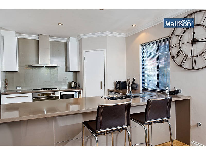 221 Coode Street, Como WA 6152