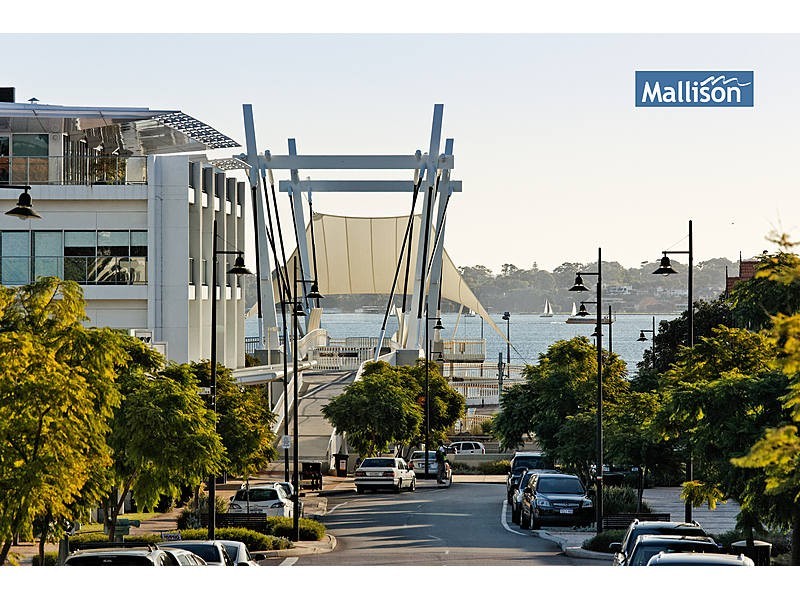 221 Coode Street, Como WA 6152