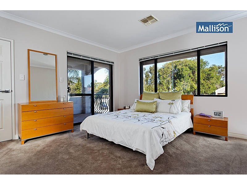 221 Coode Street, Como WA 6152