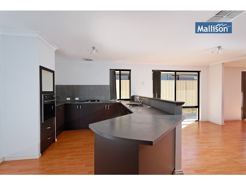 148 Amherst Road, Canning Vale WA 6155