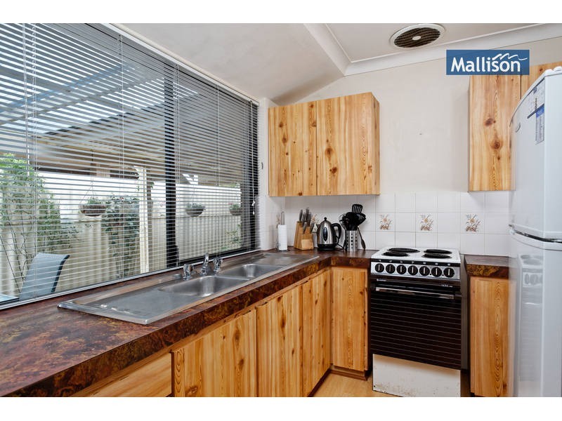 130a Dellar Road, Maddington WA 6109