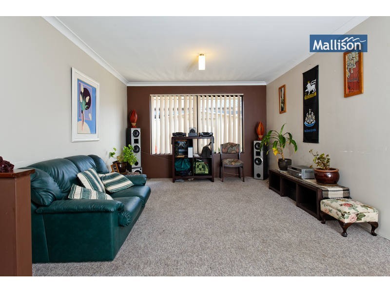 16 Champion Drive, Bertram WA 6167