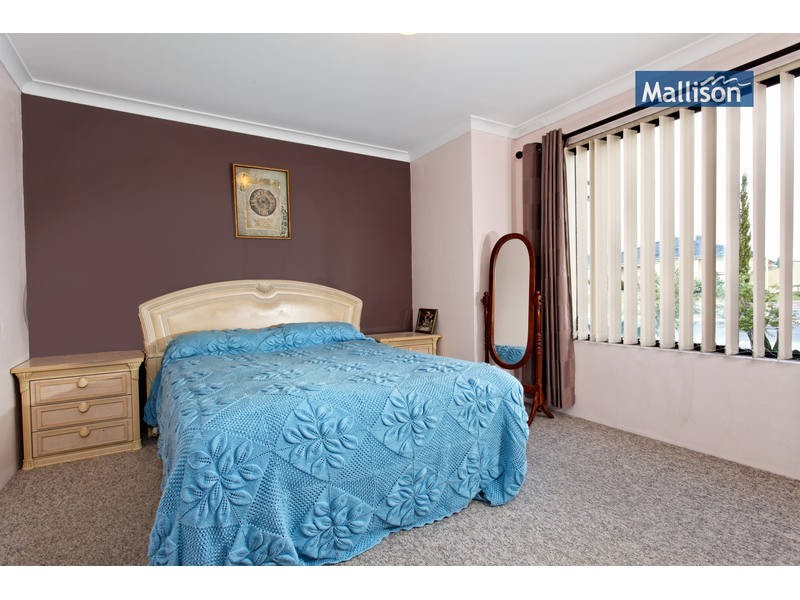 16 Champion Drive, Bertram WA 6167